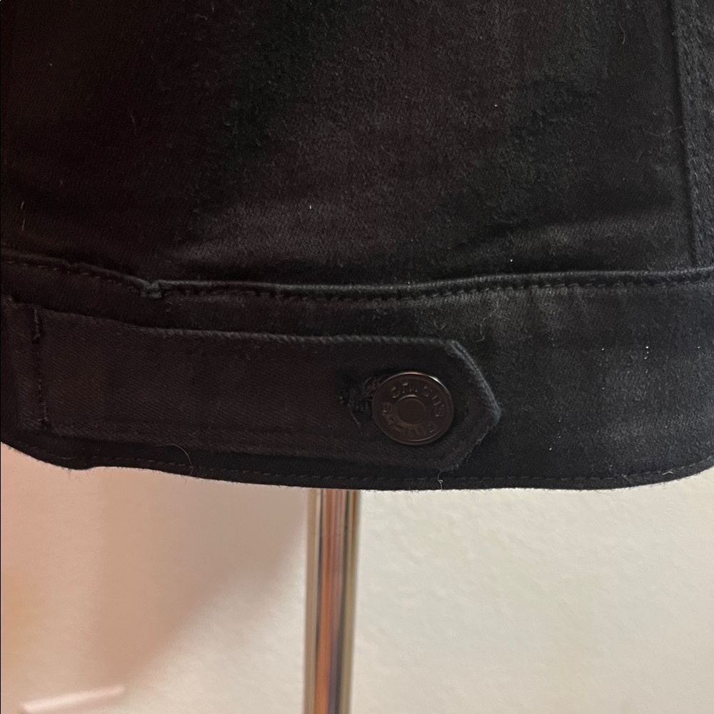EUC Chico’s Black Denim Jacket​ - Picture 8 of 10